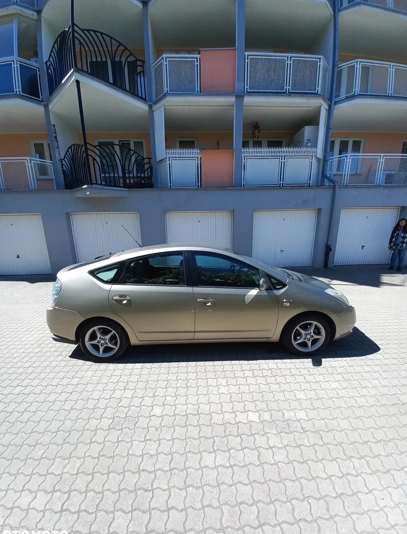 Toyota Prius cena 26000 przebieg: 330000, rok produkcji 2008 z Olsztyn małe 191